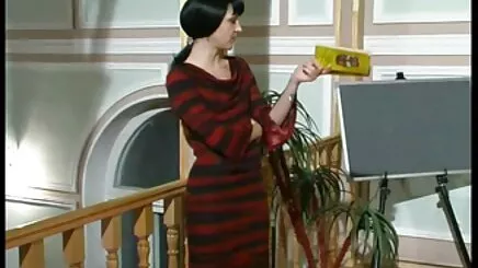 Alicia Duy nhất sez co trang Nhăn chọc Ghẹo với dầu và lotion