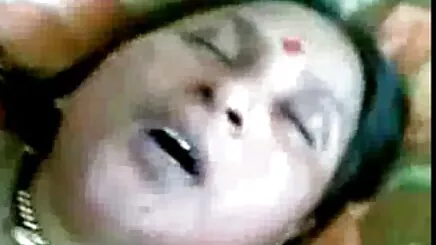 Mẹ deep throat lớn và phim sez ba bau hậu môn
