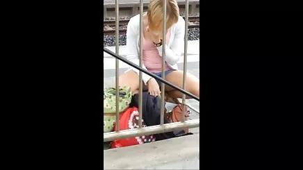 Cô Già, phim sez sinh vien một thiếu nữ xinh đẹp